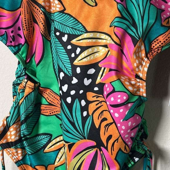 New Hurley Women's Colorful Tropical Print Cutout Adjustable Moderate Swimsuit - Picture 2 of 6